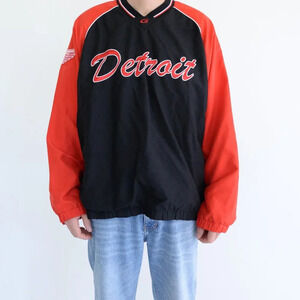 Vintage Giii Official  Licensed Nhl Detroit Red Wings Embroidered Red Jacket L